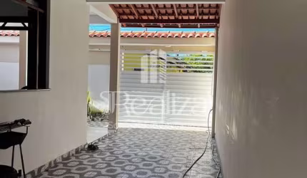 CASA COM TRÊS PAVIMENTOS Á VENDA, HERNANI SÁ, ZONA SUL DE  ILHÉUS BA