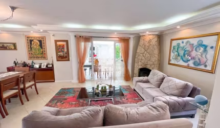 Casa com 3 quartos à venda no Córrego Grande, Florianópolis  por R$ 2.700.000