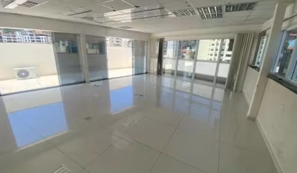 Sala comercial para alugar no Córrego Grande, Florianópolis  por R$ 9.000