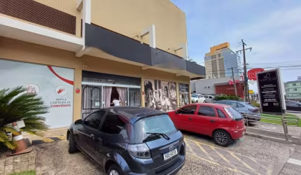 Prédio para alugar no Estreito, Florianópolis  por R$ 35.000