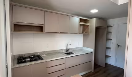 Apartamento com 1 quarto para alugar no Centro, Florianópolis  por R$ 3.400