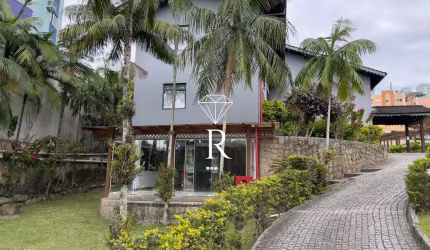 Ponto comercial para alugar no Carvoeira, Florianópolis  por R$ 5.600