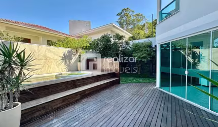 Casa com 5 quartos para alugar no João Paulo, Florianópolis  por R$ 9.000