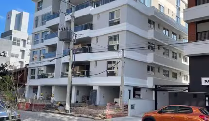 Apartamento com 3 quartos à venda em Jurerê, Florianópolis  por R$ 2.728.000