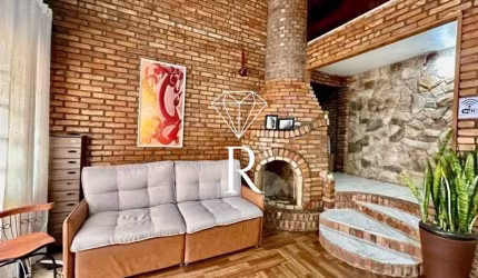 Casa com 4 quartos à venda no Coqueiros, Florianópolis  por R$ 990.000