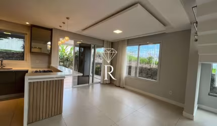 Casa com 4 quartos à venda em Pedra Branca, Palhoça  por R$ 2.090.000