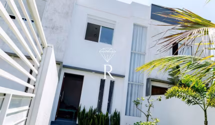 Casa com 3 quartos para alugar no Campeche, Florianópolis  por R$ 5.900
