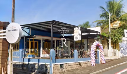 Casa comercial para alugar no Coqueiros, Florianópolis  por R$ 7.500