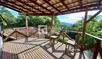Casa com 4 quartos para alugar no Córrego Grande, Florianópolis  por R$ 8.500