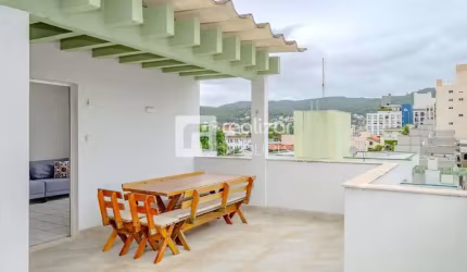 Cobertura com 2 quartos para alugar no Carvoeira, Florianópolis  por R$ 3.800