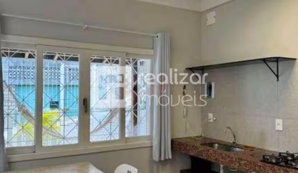 Casa com 1 quarto para alugar no Centro, Florianópolis  por R$ 3.900