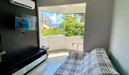 Apartamento com 2 quartos para alugar em Jurerê, Florianópolis  por R$ 4.800