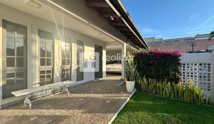 Casa com 3 quartos para alugar no Santa Mônica, Florianópolis  por R$ 8.900