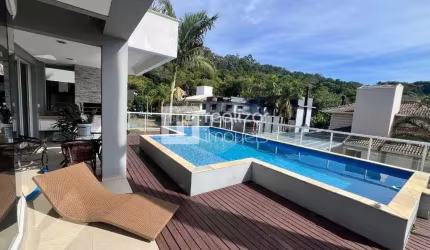 Casa em condomínio fechado com 3 quartos para alugar no Santo Antônio de Lisboa, Florianópolis  por R$ 17.000