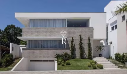 Casa em condomínio fechado com 4 quartos à venda em Jurerê, Florianópolis  por R$ 7.800.000