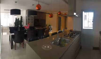 Casa com 3 quartos à venda no Estreito, Florianópolis  por R$ 1.850.000