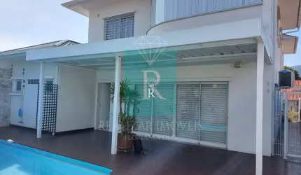 Casa com 3 quartos à venda no Santa Mônica, Florianópolis  por R$ 3.100.000