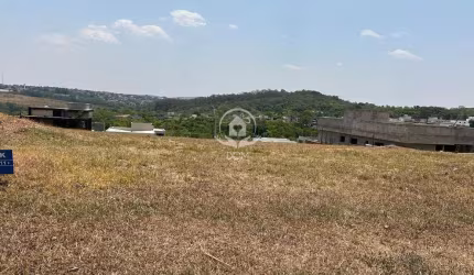 Lote à venda no Condomínio fechado 300m² de área privativa