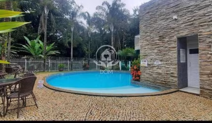 Casa com 3 quartos e 2 suítes em excelente Condomínio no Setor Sítio Santa Luzia