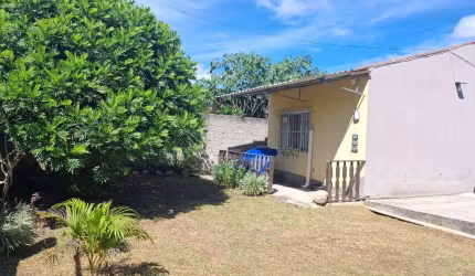 Casa com Pomar na Rua do Fogo. São Pedro da Aldeia-RJ