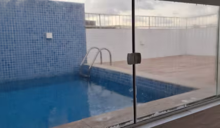 linda cobertura com 4 suítes  vista mar com piscina,
