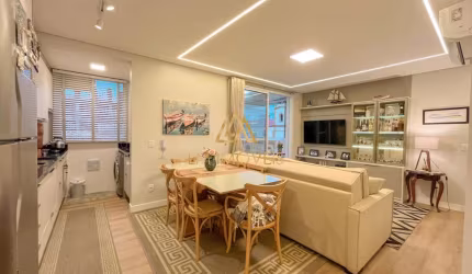 Apartamento na melhor localização da cidade, lindamente mobiliado e vista mar.