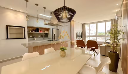 Apartamento 2 dormitórios à 600 metros da Praia da Vila.