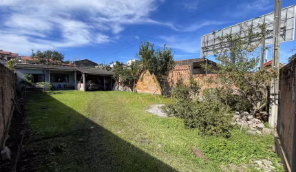 Lote à venda no bairro Paes Leme ideal para comércios.
