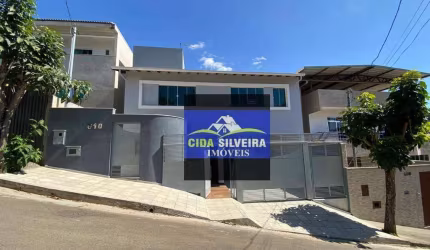 Casa com 3 dormitórios à venda por R$ 1.050.000,00 - Recanto da Mata - Juiz de Fora/MG