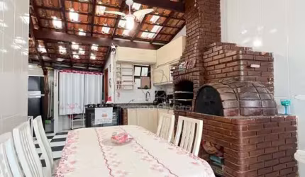 Casa á venda no bairro Jd Imperador,Praia Grande/SP