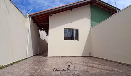 Casa á venda com Piscina em no bairro Nova  Itanhaém - Interior, Itanhaém/SP