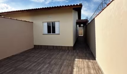 Casa com 2 quartos à venda no Nova Itanhaém, Itanhaém , 65 m2 por R$ 285.000