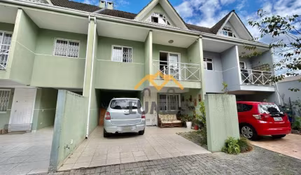 Sobrado com 3 dormitórios à venda, 136 m² por R$ 719.900,00 - Guaíra - Curitiba/PR