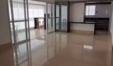 Apartamento em Marília