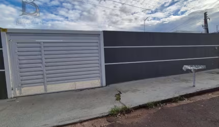 Casa em Polon - Marília: 3 Dormitórios e Suíte por R$2400