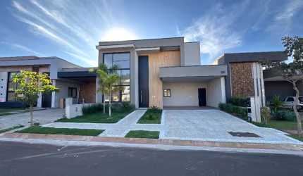 Casa à venda em condomínio fechado - Residencial Royal Garden - Paulínia