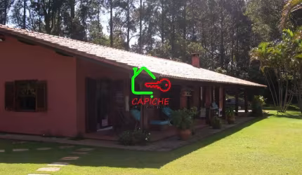 Casa de Condomínio à Venda ou Locação em Vinhedo-SP, Bairro Caixa D´água: 4 Quartos, 2 Suítes, 3 Salas, 4 Banheiros, 12 Vagas, 550m².