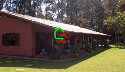 Casa de Condomínio à Venda ou Locação em Vinhedo-SP, Bairro Caixa D´água: 4 Quartos, 2 Suítes, 3 Salas, 4 Banheiros, 12 Vagas, 550m².