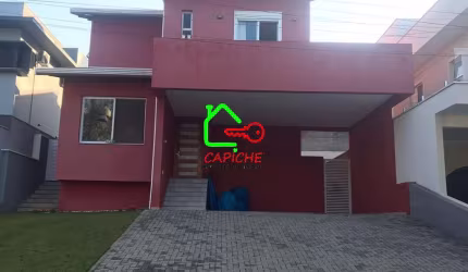 Residência de alto padrão em condomínio à venda em Vinhedo-SP - 3 quartos, 3 suítes, 2 salas, 5 banheiros, 4 vagas - 175m².