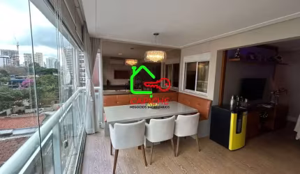Apartamento de Alto Padrão na Cidade Monções, São Paulo-SP - 2 quartos, 2 suítes, 2 salas, 3 banheiros, 2 vagas - 80m².