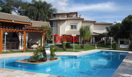 Casa à venda - Jardim das Palmeiras.