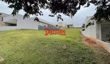 Terreno à venda, Condomínio Terras de Santa Cruz.