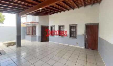 Casa à venda/ locação no Jardim Europa.