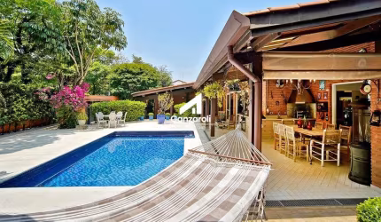 Casa Alto Padrão 429m² com Piscina - Alto da Boa Vista