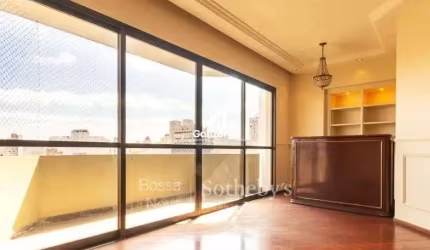 Apartamento Cobertura em Moema