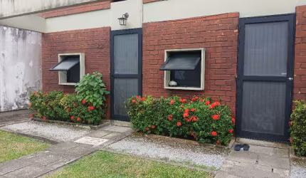 Casa Moderna no Portinho