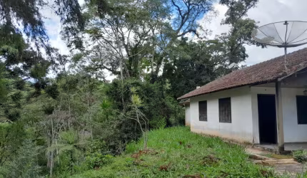 Casa/terreno em Mury