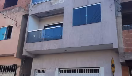 CASA DUPLEX NA AVENIDA ESEPRANÇA
