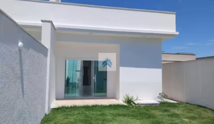 Casa à venda em Cabo Frio, Guriri, com 3 quartos, com 80 m²