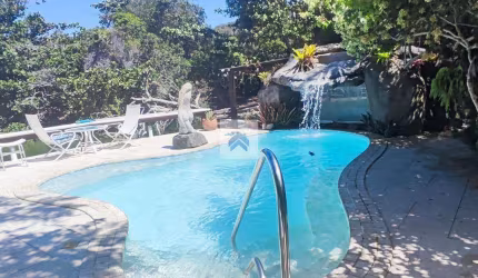 Casa à venda em Armação dos Búzios, Centro, com 3 quartos, com 327 m²